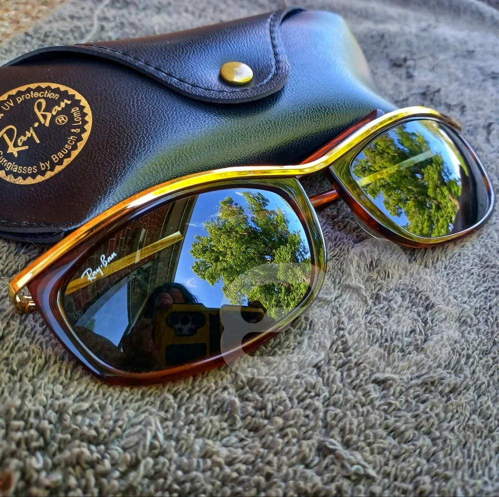AUTHENTIC RAY-BAN OLYMPIAN I